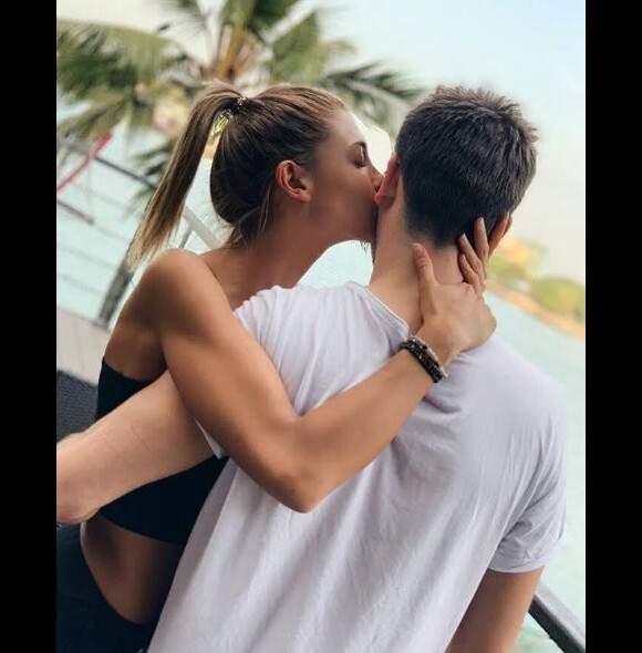 Mélanie Dedigama et son petit ami au Sri Lanka - Instagram, 7 décembre 2018
