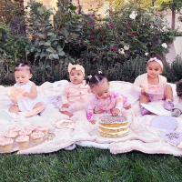 Kim Kardashian : Des sacs Louis Vuitton pour ses filles et ses nièces !