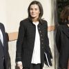 La reine Letizia d'Espagne (en Zara et Hugo Boss, ses basiques) prenait part le 9 janvier 2019 à Madrid à une réunion de travail de la Fondation d'aide contre la toxicomanie.