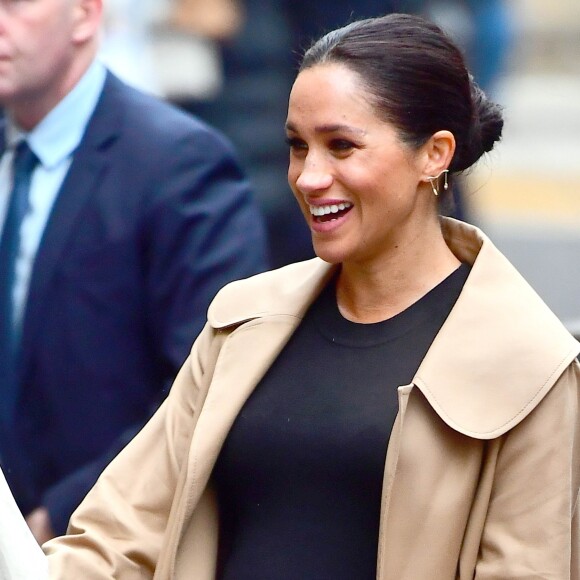 Meghan Markle, duchesse de Sussex, enceinte, visite les locaux de l'association caritative "Smartt Works" à Londres, le 10 janvier 2019.