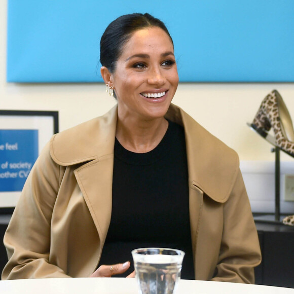 Meghan Markle, duchesse de Sussex, enceinte, visite les locaux de l'association caritative "Smartt Works" à Londres, le 10 janvier 2019.