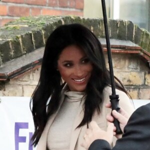 Meghan Markle, duchesse de Sussex, enceinte, en visite au centre Mayhew, un centre d'accueil caritatif pour animaux à Londres le 16 janvier 2019.