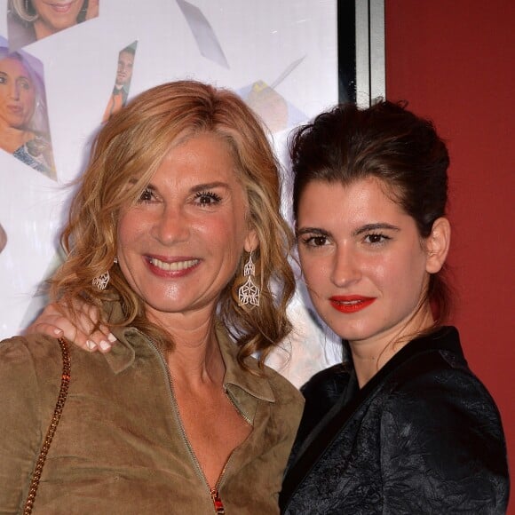 Michèle Laroque et sa fille Oriane Deschamps - Avant-première du film Brillantissime au cinéma Publicis à Paris, France, le 15 janvier 2018. © Veeren/Bestimage