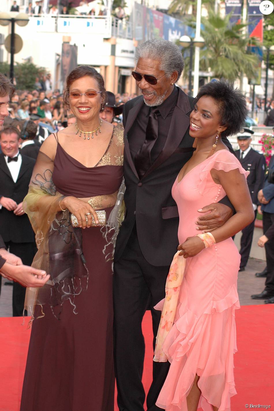 Morgan Freeman, E'Dena Hines, la petite-fille de sa première femme  (Jeanette Adair Bradshaw) et sa femme Myrna Colley-Lee lors du Festival du  film de Cannes le - Purepeople