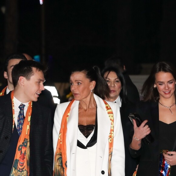 La princesse Stéphanie de Monaco entourée de Louis Ducruet et sa fiancée Marie, Pauline Ducruet et le prince Albert II de Monaco au 43ème festival international du cirque de Monte-Carlo sous le chapiteau de Fontvieille à Monaco le 22 janvier 2019. © Olivier Huitel/ Pool Monaco/Bestimage