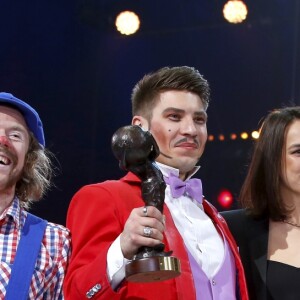 Pauline Ducruet remet le clown de bronze au Trio Without Socks lors du 43ème festival international du cirque de Monte-Carlo sous le chapiteau de Fontvieille à Monaco le 22 janvier 2019. © Jean-François Ottonello/Nice-Matin/Bestimage