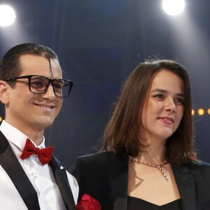 Pauline Ducruet remet le clown de bronze à Cesar Dias lors du 43ème festival international du cirque de Monte-Carlo sous le chapiteau de Fontvieille à Monaco le 22 janvier 2019. © Jean-François Ottonello/Nice-Matin/Bestimage