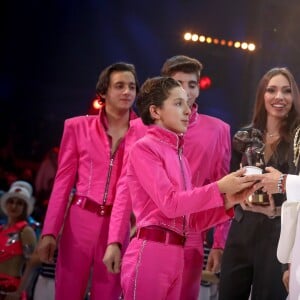 La princesse Stéphanie de Monaco remet un clown de bronze aux Eléphants de la Famille de Joseph Gärtner - La famille princière de Monaco est venue assister à une représentation lors du 43ème festival international du cirque de Monte-Carlo sous le chapiteau de Fontvieille à Monaco le 22 janvier 2019. © Olivier Huitel/ Pool Monaco/Bestimage