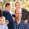 Le prince William, Kate Middleton, duchesse de Cambridge, le prince Louis, la princesse Charlotte et le prince George photographiés à Anmer Hall (Norfolk) par Matt Porteous au cours de l'automne 2018 pour leur carte de voeux de fin d'année. © Matt Porteous/PA/Abacapress.com