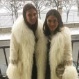 Tatiana Santo Domingo et Dana Alikhani, portant le manteau "Bibi" de leur marque Muzungu Sisters, tenaient le 22 janvier 2019 à Paris un pop-up store Muzungu Sisters dans une suite du Meurice. ©Instagram Muzungu Sisters.