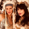 Lorie Pester et Nolwenn Leroy en coulisses du concert des Enfoirés 2019 à Bordeaux, le 24 janvier 2019.
