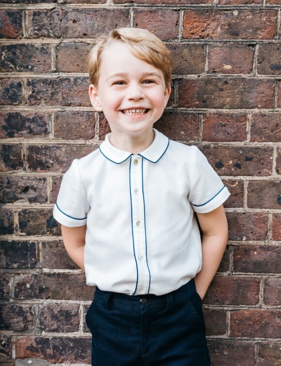 Photo officielle du prince George de Cambridge pour ses 5 ans. Le 9 juillet 2018. Il a eu 5 ans le 22 juillet 2018.