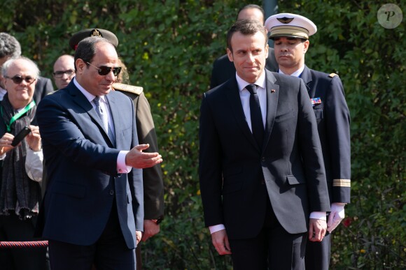Emmanuel Macron est accueilli par le président de la République d'Egypte Abdel Fattah al-Sissi au palais présidentiel au Caire. Le 28 janvier 2019 © Romuald Meigneux / Pool / Bestimage