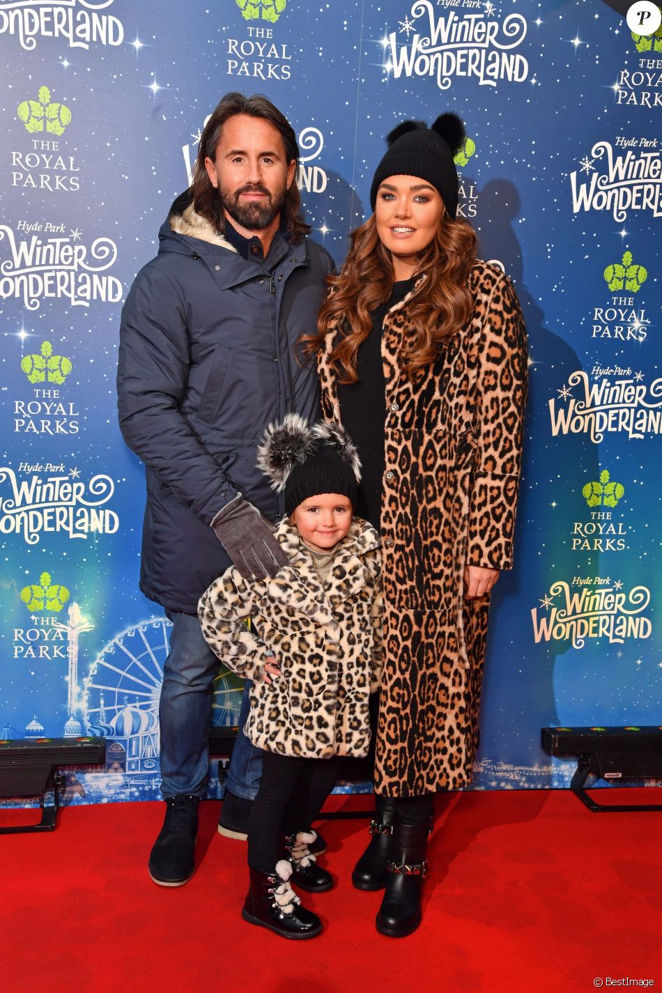 Tamara Ecclestone avec son mari Jay Rutland et leur fille Sophia à la soirée d&#039;ouverture du parc d&#039;attractions &quot;Night of Hyde Park Winter Wonderland&quot; à Londres, le 21 novembre 2018.