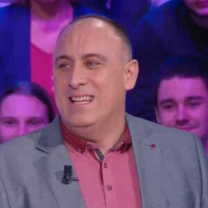 Un candidat de "Tout le monde veut prendre sa place" avoue s'être fait passer pour Nagui - 9 février 2019, France 2