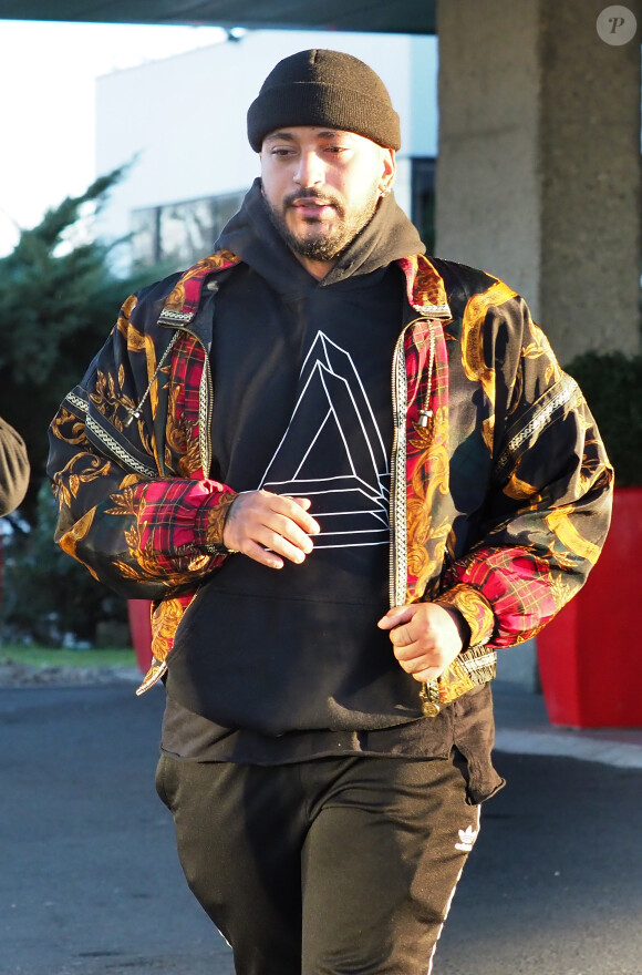 Slimane - Les people quittent leur hôtel afin de participer à l'enregistrement du nouveau spectacle des Enfoirés à Bordeaux le 28 janvier 2019.