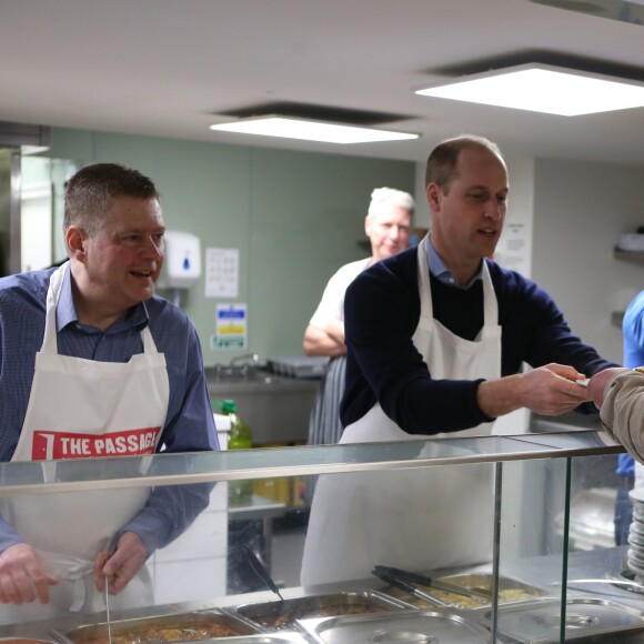 Le prince William, duc de Cambridge, en visite dans les locaux de l'association d'aide aux sans-abris "The Passage" à Londres. Le 13 février 2019