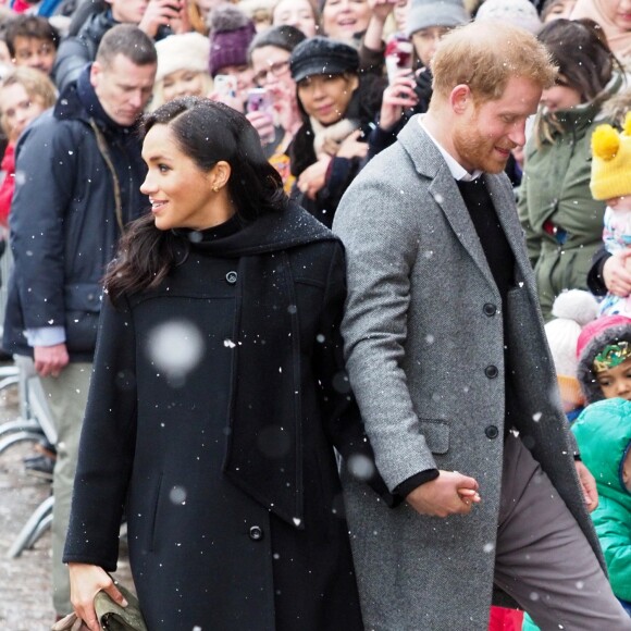 Le prince Harry, duc de Sussex, et Meghan Markle, duchesse de Sussex, enceinte, visitent le Bristol Old Vic. à Bristol le 1er février 2019.