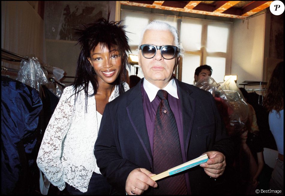 Naomi Campbell et Karl Lagerfeld à Paris. Juillet 1999.