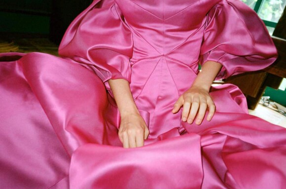 Maya Hawke, la fille d'Uma Thurman et Ethan Hawke, figure sur le look book de la collection printemps-été 2019 de Zac Posen.
