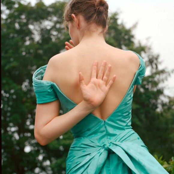 Maya Hawke, la fille d'Uma Thurman et Ethan Hawke, figure sur le look book de la collection printemps-été 2019 de Zac Posen.