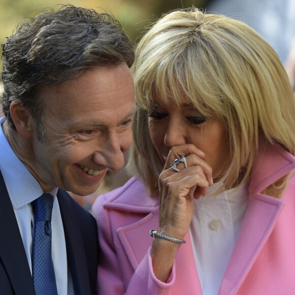 Stéphane Bern, responsable de la mission patrimoine, et Brigitte Macron visitent la villa Viardot à l'occasion des Journées Européennes du Patrimoine à Bougival, le 15 septembre 2018. © Christian Liewig/Pool/Bestimage