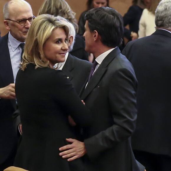 Manuel Valls et sa compagne Susana Gallardo lors de la soirée des Prix du Royaume d'Espagne pour les entreprises (Premio Reino de España a la Trayectoria Empresarial) à l'école de commerce Institut d'études supérieures de commerce (IESE) de Barcelone, Espagne, le 25 février 2019.  Kingdom of Spain Business Award, 'Premio Reino de España a la Trayectoria Empresarial' held at IESE School in Barcelona, Spain on February 25, 2019.25/02/2019 - Barcelone