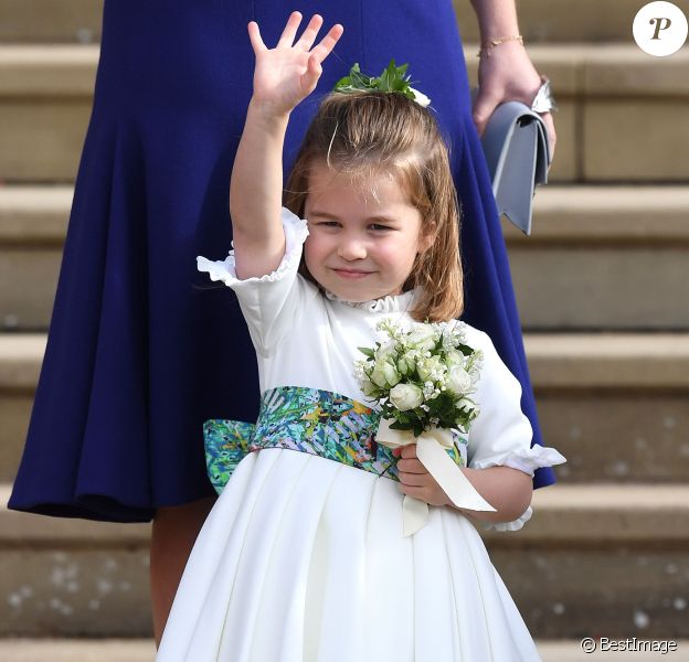 La princesse Charlotte de Cambridge, lors du mariage de la princesse Eugenie d'York et Jack Brooksbank en la chapelle Saint-George au château de Windsor le 12 octobre 2018.