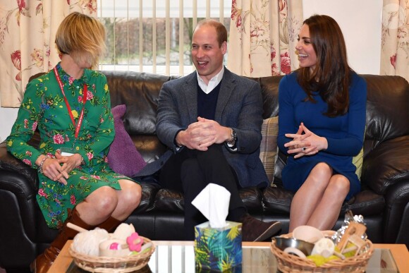 Le prince William et Kate Middleton, duchesse de Cambridge, en visite au centre "SureStart Facility" à Ballymena lors de leur voyage officiel en Irlande le 28 février 2019