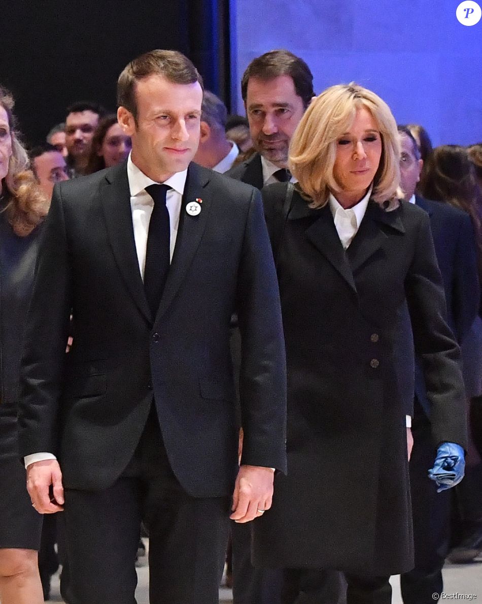 Le President De La Republique Francaise Emmanuel Macron Sa Femme