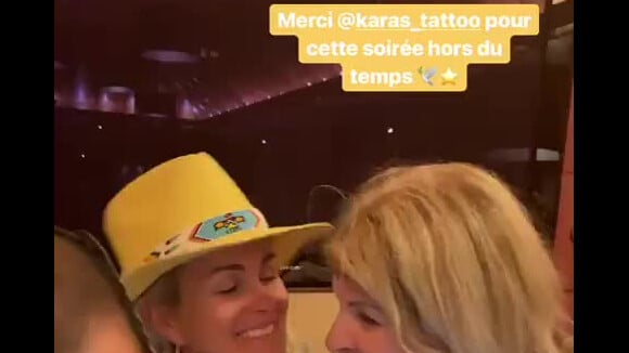 Laeticia Hallyday publie une vidéo de sa maman Françoise Thibault qui se fait tatouer pour la première fois. Instagram, le 4 mars 2019.