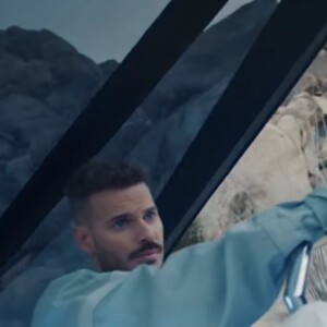 Extrait du clip Les planètes, de M. Pokora. Mars 2019.