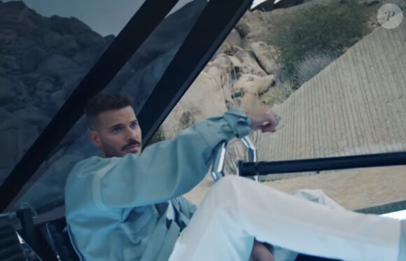 Extrait du clip Les planètes, de M. Pokora. Mars 2019.