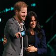  Le prince Harry et Meghan Markle réunis sur la scène du WE Day UK à Wembley, Londres, le 6 mars 2019. 