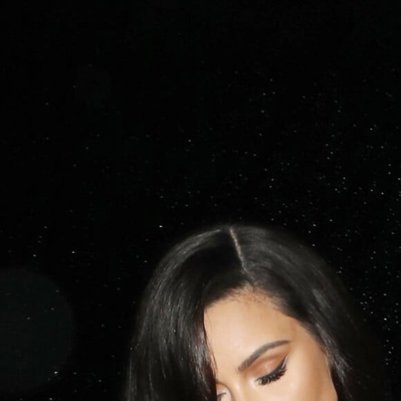 Kim Kardashian West à son arrivée chez Olivier Rousteing à Paris. Le 6 mars 2019.