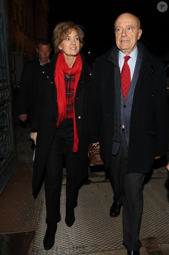 L'ancien premier ministre et maire de Bordeaux Alain Juppé et sa femme Isabelle recçoivent les Bordelais dans la cour de l'hôtel de ville avant de quitter définitivement le poste de maire afin d'être membre du conseil constitutionnel, le 7 Mars 2019 à Bordeaux. © Patrick Bernard-Fabien Cottereau/ Bestimage