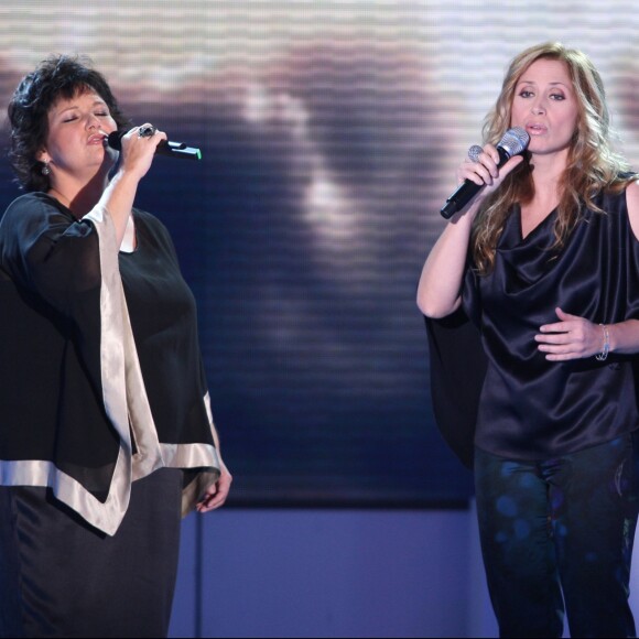 Exclusif - Maurane et Lara Fabian lors de l'émission "Chansons d'Amour pour plus de vie" en direct sur France 3 le 5 octobre 2009 © Guillaume Gaffiot / Bestimage