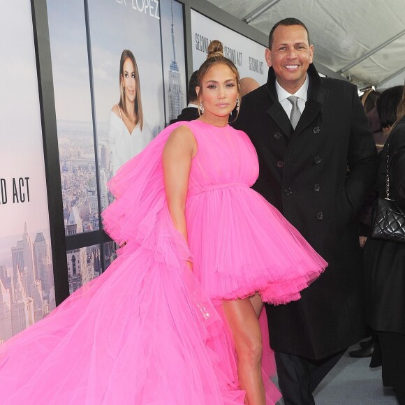 Jennifer Lopez et son compagnon Alex Rodriguez - Photocall de la première de Second Act à New York, le 12 décembre 2018.