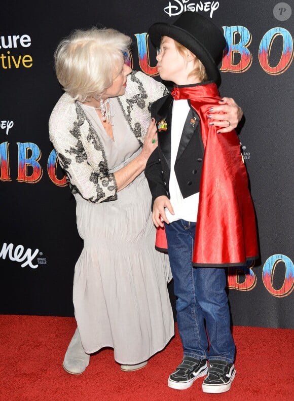Helen Mirren et Waylon Hackford à la première de Dumbo à Hollywood, Los Angeles, le 11 mars 2019