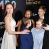 Angelina Jolie et ses enfants Zahara, Shiloh, Vivienne et Knox Jolie-Pitt à la première de Dumbo à Hollywood, Los Angeles, le 11 mars 2019