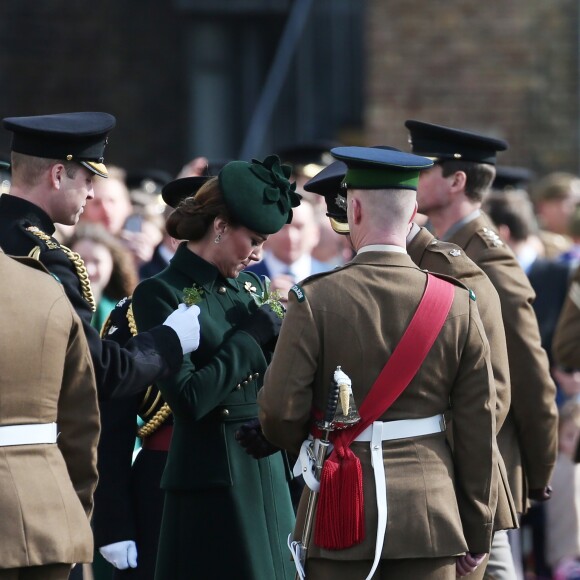 Le Prince William et Kate Middleton, duchesse de Cambridge, lors de la parade de la Saint Patrick dans le quartier de Hounslow à Londres le 17 mars 2019.