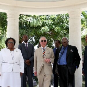 Le prince Charles, prince de Galles, visite la synagogue Nidhe Israel, à Bridgetown, la Barbade, le 19 mars 2019.