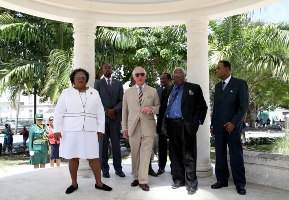 Le prince Charles, prince de Galles, visite la synagogue Nidhe Israel, à Bridgetown, la Barbade, le 19 mars 2019.