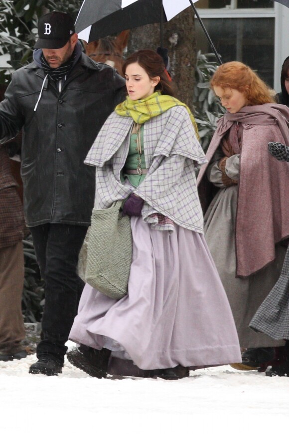 Exclusif - Emma Watson, Florence Pugh, Saoirse Ronan et Eliza Scanlen sur le tournage du film Little Women (Quatre Filles du Docteur March) dans les rues de Haward. Le 5 novembre 2018