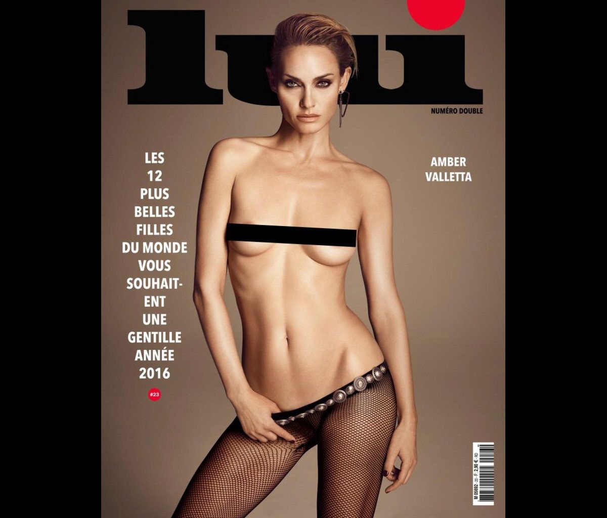 Amber Valletta : Topless à 45 ans, le top model séduit - Purepeople