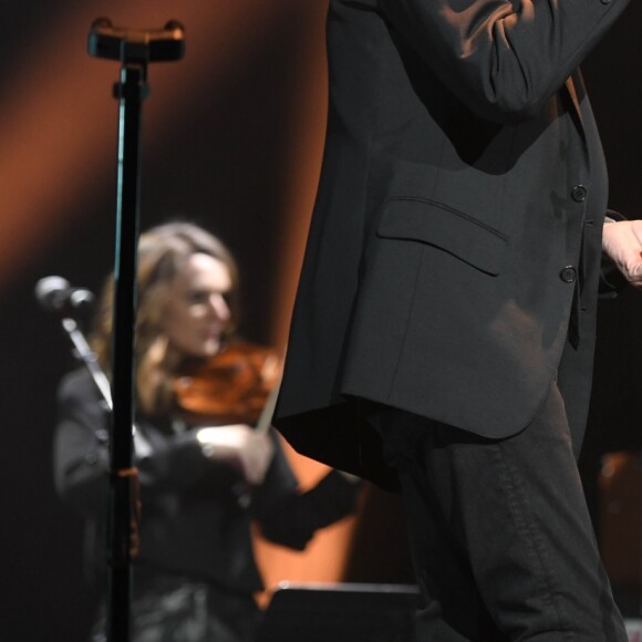 Alain Souchon et Carla Bruni-Sarkozy - 14ème Gala de la Fondation pour la recherche sur Alzheimer à l' Olympia à Paris le 18 mars 2019. © Coadic Guirec/Bestimage