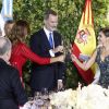 Le roi Felipe VI et la reine Letizia d'Espagne, le président argentin Mauricio Macri et sa femme Juliana Awada - Le couple royal d'Espagne lors du dîner de gala en leur honneur au Centre culturel Kirchner à Buenos Aires. Le 25 mars 2019.
