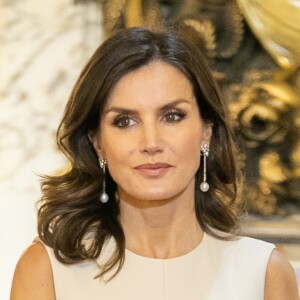 La reine Letizia d'Espagne lors de la cérémonie d'accueil par le président argentin Mauricio Macri et sa femme Juliana Awada à Buenos Aires. Le 25 mars 2019.