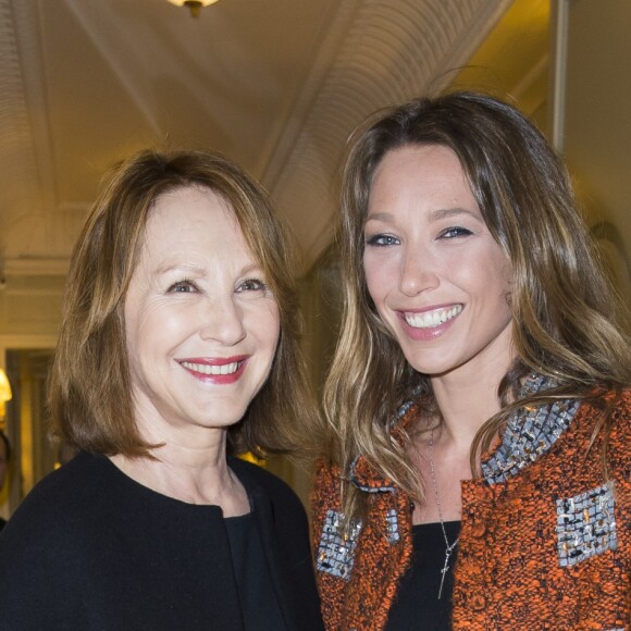 Nathalie Baye et sa fille Laura Smet - Soirée des "Révélations César 2015" à l'hôtel Meurice à Paris le 12 janvier 2015.