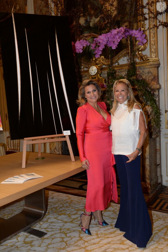 Exclusif - Natacha Nikolajevic-Dassault et Monique Pozzo Di Borgo lors de la soirée de gala au profit de la fondation Pompidou, organisé et financé par Olivier et Natacha Dassault ainsi que Monique Pozzo Di Borgo, à l'hôtel Marcel Dassault à Paris, France, le 28 mars 2019. © Rachid Bellak-LMS/Bestimage